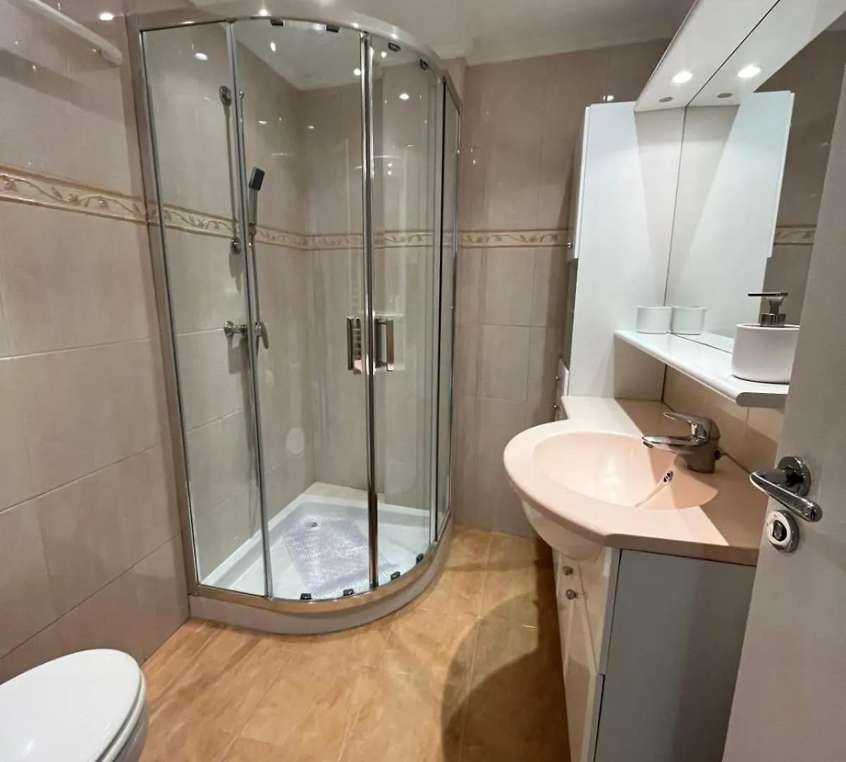 Apartment Juan Les Pins Sea View In The Heart Of Town With Its Merchants Antibes